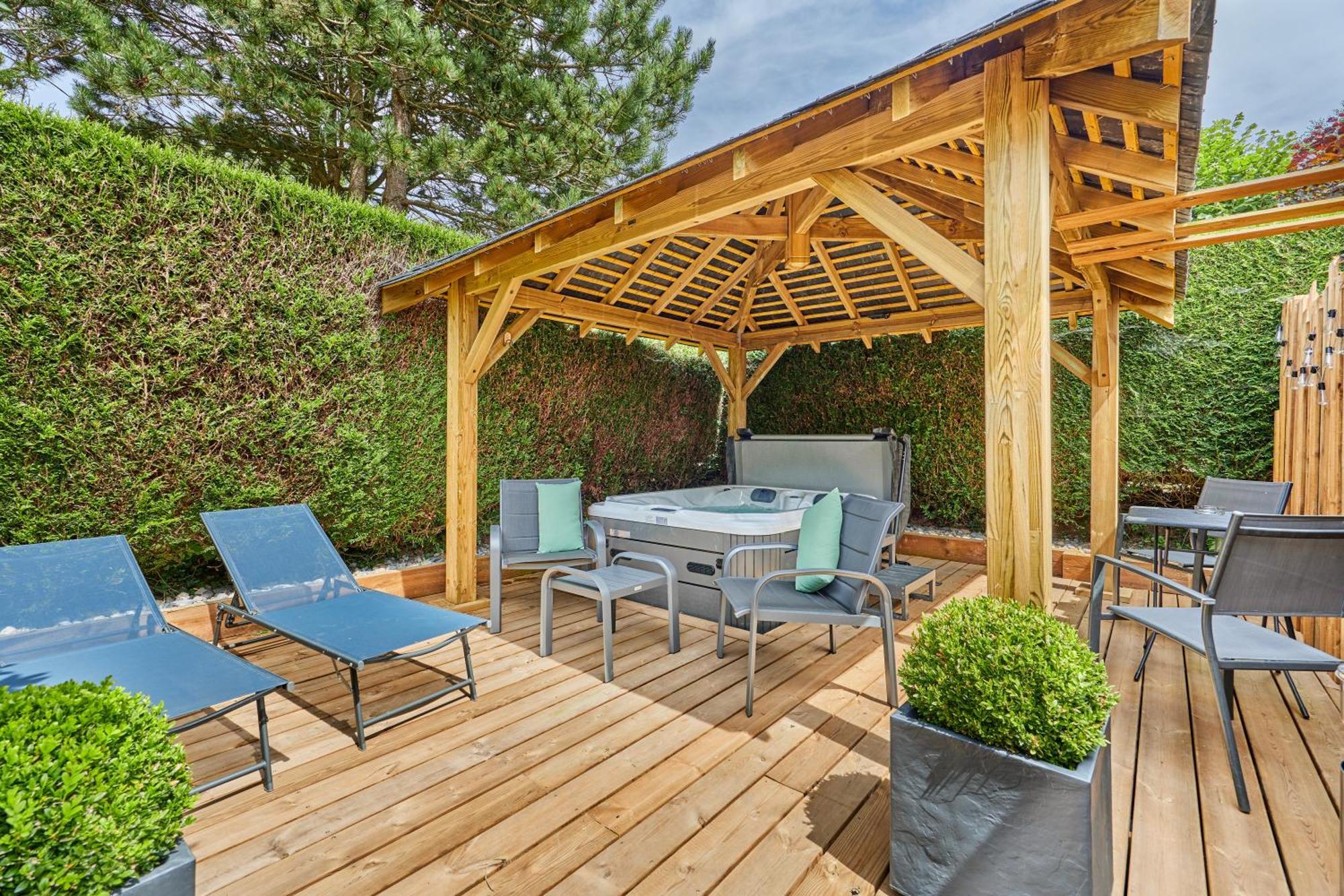 Domaine Du Gros Chene - Terrasses Avec Jacuzzis Privatifs Ablon Exterior foto